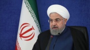 Ruhani: ABD, İran bankalarına yaptırımla gıda ve ilaç ithalatımızı engellemeye çalışıyor