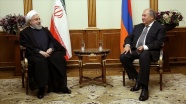 Ruhani ile Sarkisyan ikili ilişkileri görüştü