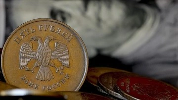 Rus rublesi dolar karşısında 16 ay sonra ilk defa 95 seviyesini aştı