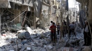 Rus uçakları Halep'te yerleşim yerini vurdu: 10 ölü, 18 yaralı