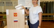 Ruslar Antalya'da oy kullanıyor