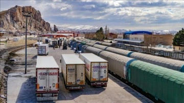 Rusya, Azerbaycan ve İran, Kuzey-Güney Ulaştırma Koridoru'nu geliştirmek için anlaştı
