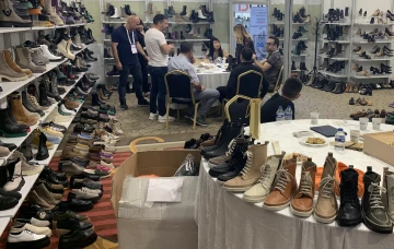 Rusya'da ayakkabı satışları 2022'de yüzde 10'dan fazla düştü