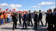 Rusya'daki Türk işçilerden Erdoğan'a sevgi gösterisi