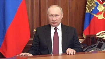 Rusya Devlet Başkanı Putin Donbas'a özel askeri operasyon kararı aldı