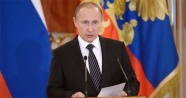 Rusya Devlet Başkanı Putin INF'yi askıya alan yasayı imzaladı