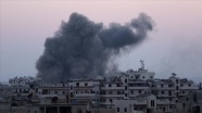 Rusya İdlib&#039;e hava saldırıları düzenledi