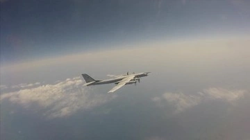 Rusya ve Çin'e ait savaş uçakları Asya-Pasifik'te devriye uçuşu yaptı