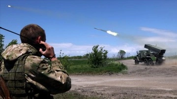 Rusya'da, zorunlu askerlik yapanları Ukrayna’da görevlendiren subaylara ceza verildi