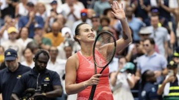 Sabalenka ve Medvedev, ABD Açık'ta yarı finale yükseldi