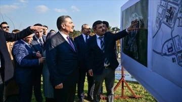 Sağlık Bakanı Koca, "Sancaktepe Şehir Hastanesi" inşaatında incelemelerde bulundu