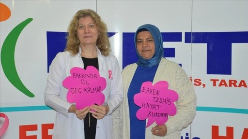 Sağlık kontrolünde meme kanseri olduğunu öğrenen kadın erken teşhisle sağlığına kavuştu