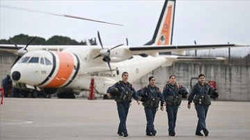 Sahil Güvenliğin kadın pilotları "iki mavi" arasında her an göreve hazır