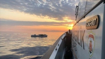 Sahil Güvenlik Bölge Komutanı Tezel: 2022 yılında, 417 olayda 12 bin 846 düzensiz göçmen kurtarıldı