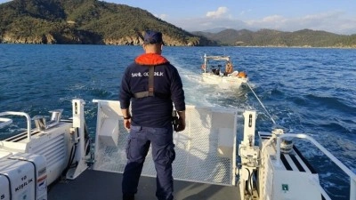 Sahil G&uuml;venlik ekipleri 4 ayda 727 kişiyi kurtardı, 1192 ka&ccedil;ak avcılık olayına m&uuml;dahale etti