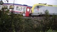 Sakarya'da iki tren çarpıştı