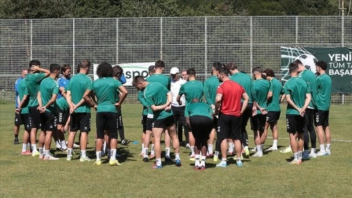 Sakaryaspor 3 sezonda 9 teknik direktör değiştirdi