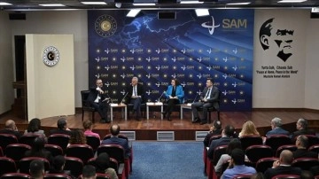 SAM, Ankara'da "Türk Dış Politikasının Teoriye İhtiyacı var mı?" paneli düzenledi