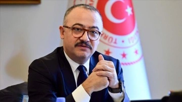SAM Başkanı Yılmaz, İstanbul'da akademisyenlerle buluştu