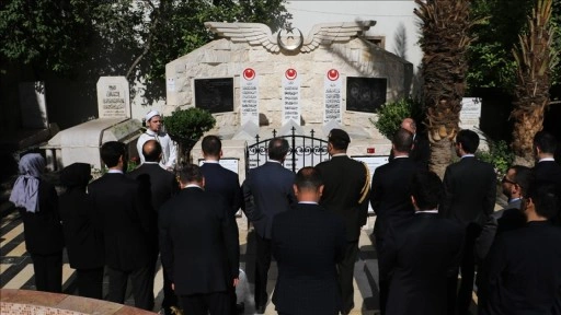 Şam'da Türk hava şehitleri anıldı