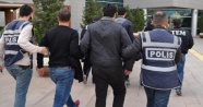 Samsun'da 2 doktor ve 1 ebe FETÖ'den gözaltına alındı