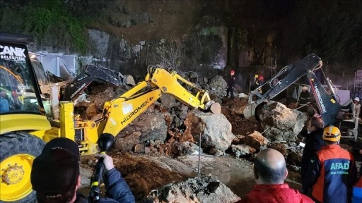 Samsun'da oto yıkamacıdaki heyelanda baba ve 2 kızı hayatını kaybetti