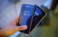 Samsung&#039;un Galaxy S7&#039;si ile LG&#039;nin G5&#039;i karşı karşıya