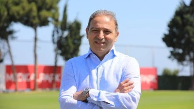 Samsunspor Futbol Direkt&ouml;r&uuml; Fuat &Ccedil;apa, transfer &ccedil;alışmalarını değerlendirdi