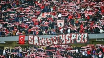 Samsunspor taraftarı, sahasında takımını yalnız bırakmadı