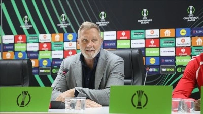 Samsunspor Teknik Direkt&ouml;r&uuml; Fink: Taraftarlarımızın &ouml;n&uuml;nde tekrar bir tarih yazabiliriz