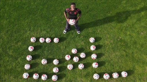 Samsunsporlu Musaba gösterdiği performanstan dolayı mutlu