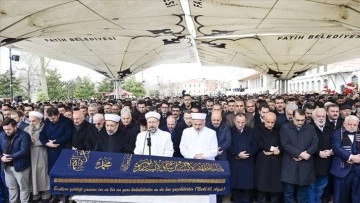 Sanayi ve Teknoloji Bakanı Varank'ın babası, son yolculuğuna uğurlandı