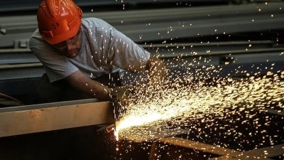Sanayide &ccedil;alışan kişi başına &uuml;retim endeksi ilk &ccedil;eyrekte yıllık bazda y&uuml;zde 3 arttı