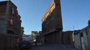 Şanlıurfa'daki ilginç yapı Suriyelilere ev oldu