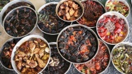 Şanlıurfa&#039;nın taş fırınlarında pişen lezzetleri ramazan sofralarını süslüyor