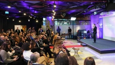 Sanofi'nin PharmUp platformu ilk buluşmasını Fark Labs işbirliğiyle ger&ccedil;ekleştirdi