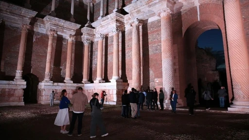 Sardes Antik Kenti'nde gece müzeciliği deneyimi başlıyor