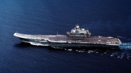 Savaş gemisine inmeye çalışan Rus uçağı denize düştü