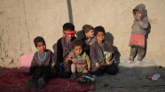 Savaş ve yoksulluk Afgan çocukları okullarından etti