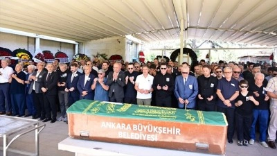 Savunma ve havacılık sanayisinin &ouml;nc&uuml;lerinden Ahmet Mithat Ertuğ, son yolculuğuna uğurlandı