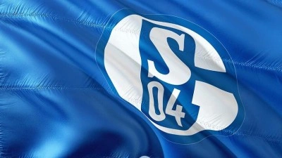 Schalke 04 kaptanı Kenan Karaman'ın &uuml;midi milli takıma &ccedil;ağırılmak