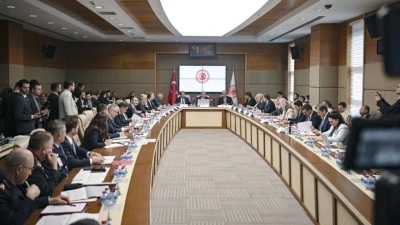 Şehit aileleri ve gazilerin haklarına y&ouml;nelik d&uuml;zenlemeleri i&ccedil;eren kanun teklifi Komisyonda kabul edildi