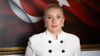 Şehit kızı ve eşi G&uuml;rs'ten gen&ccedil;lere "15 Temmuz'u unutmayın" &ccedil;ağrısı