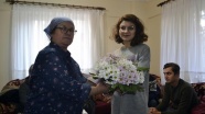 Şehit öğretmen Aybüke Yalçın&#039;ın annesine ziyaret