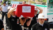 Şehit polis memuru Öztürk'ün cenazesi toprağa verildi