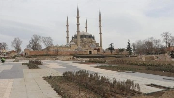 Selimiye Meydanı çalışmalar tamamlandığında Türkiye'deki en büyük meydanlardan olacak