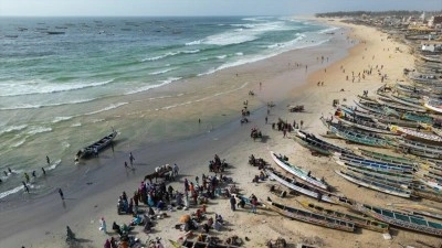 Senegal'de hayatı şekillendiren okyanus artan tehditlerle karşı karşıya
