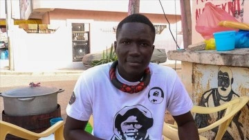 Senegalli genç, 11 yıldır her Ramazan'da ücretsiz iftar paketi dağıtıyor