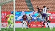 Serie A'da lider Milan, Fiorentina karşısında zorlanmadı