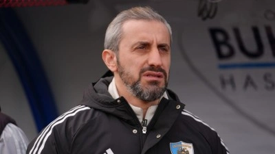 Serkan &Ouml;zbalta, takımını S&uuml;per Lig'e taşıyan 125. &ccedil;alıştırıcı oldu